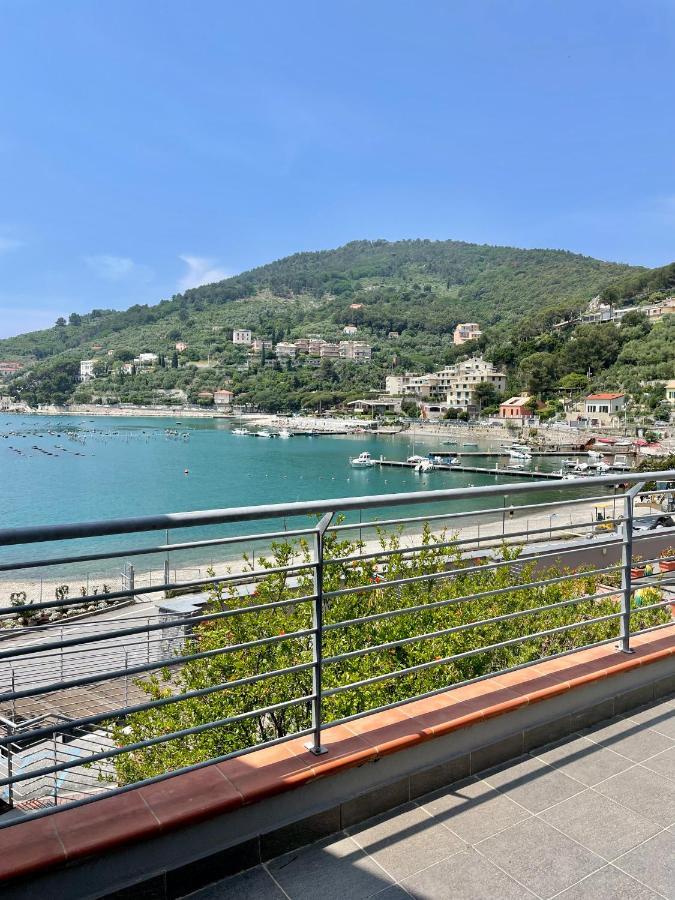 Mirage Rooms & Apartments Porto Venere Exterior foto